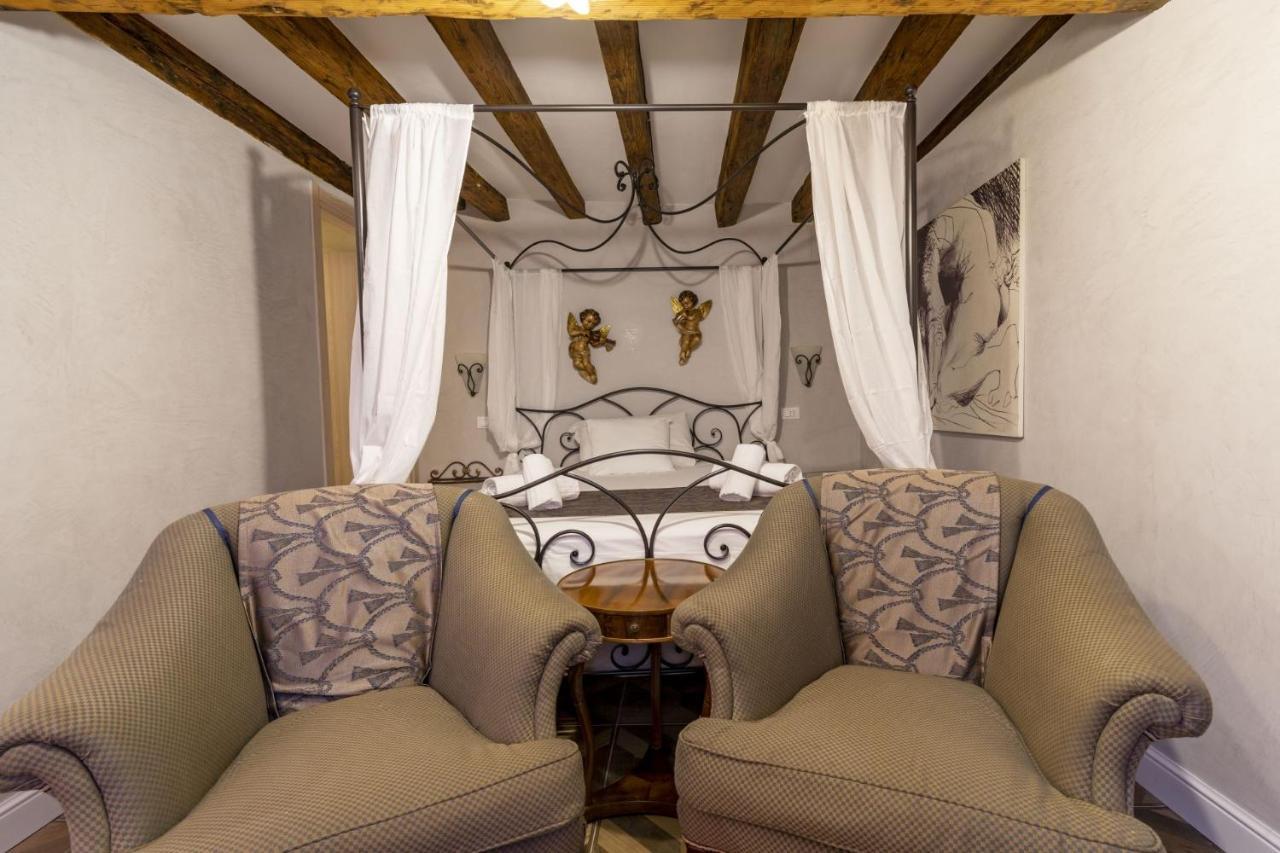 Il Nido Di San Stae Apartamento *