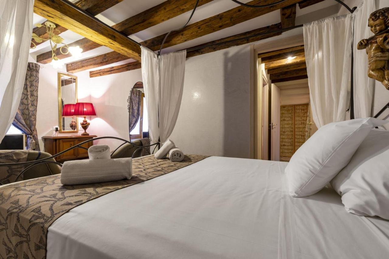 Il Nido Di San Stae Apartamento Venecia